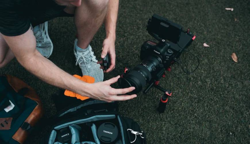 色彩心理学×动态美学，临沧产品视频拍摄公司唤醒感官冲击力